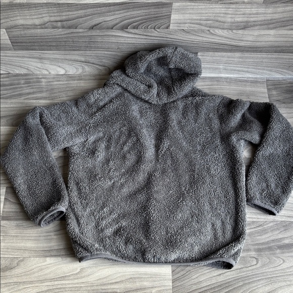 Patagonia Gray Fleece Jacket - Picture 6 of 10